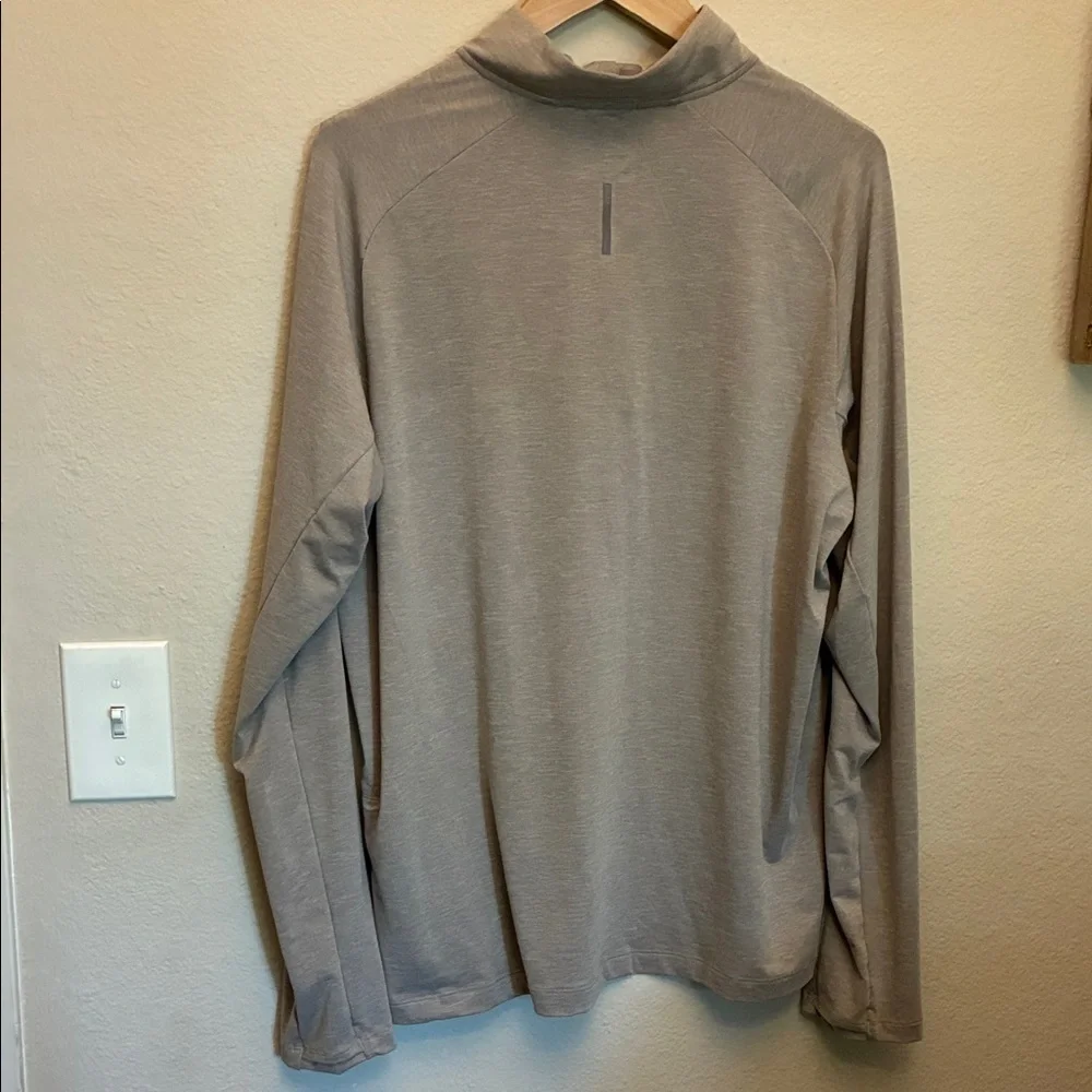 REI Co-op Black and Gray Pullover